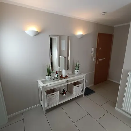 Haus Nemo - 5, Gemuetliches Mit Strandkorb, Strandnah 50 M