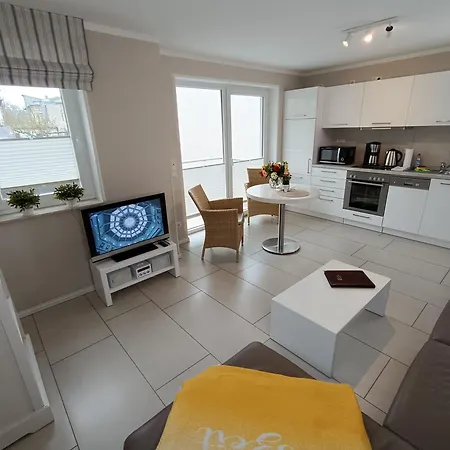 Haus Nemo - 5, Gemuetliches Mit Strandkorb, Strandnah 50 M *