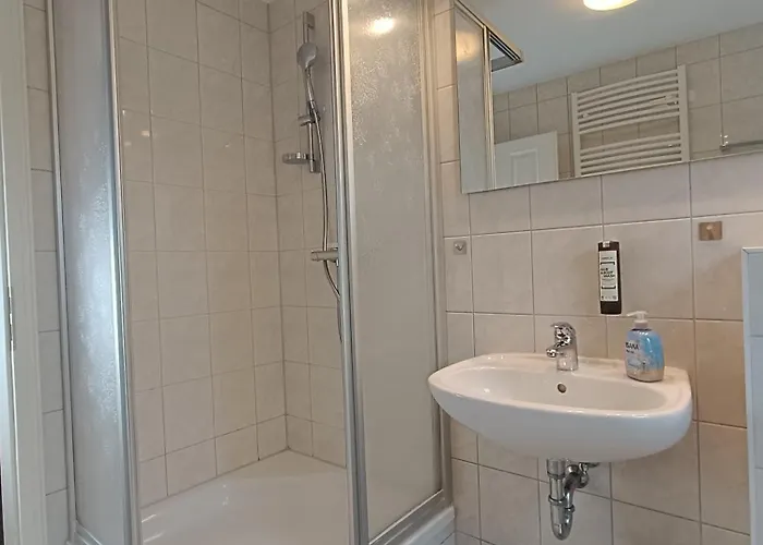 Haus Nemo - 5, Gemuetliches - Strandkorb, Strandnah 50 M Апартаменты Херингсдорф